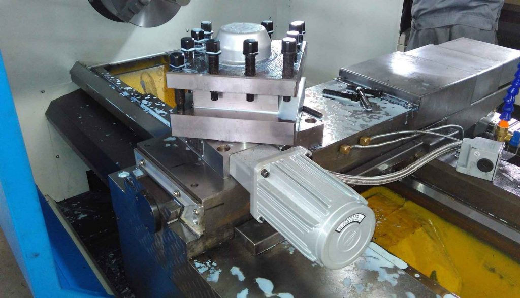 Custom CNC Swiss machining services and lathe machining process.